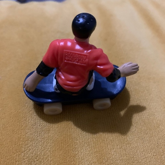 Tony hawk BoomBoom Huck Jam Mini Action Figure - Picture 4 of 5